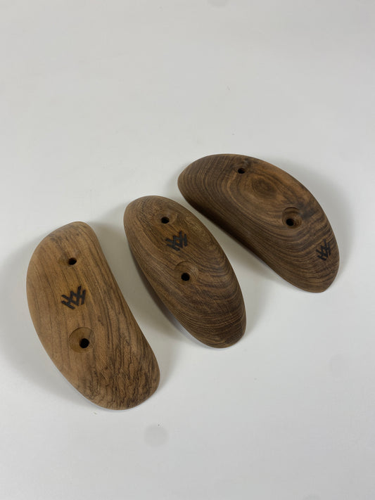 Medium Walnut Pinches