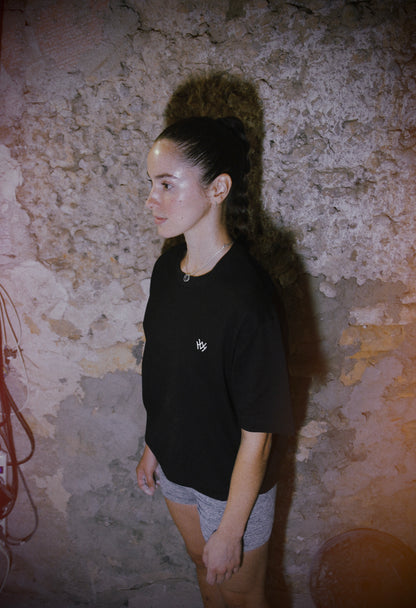 OVERSIZED BLACK HARDWOODHOLDS  T-SHIRT